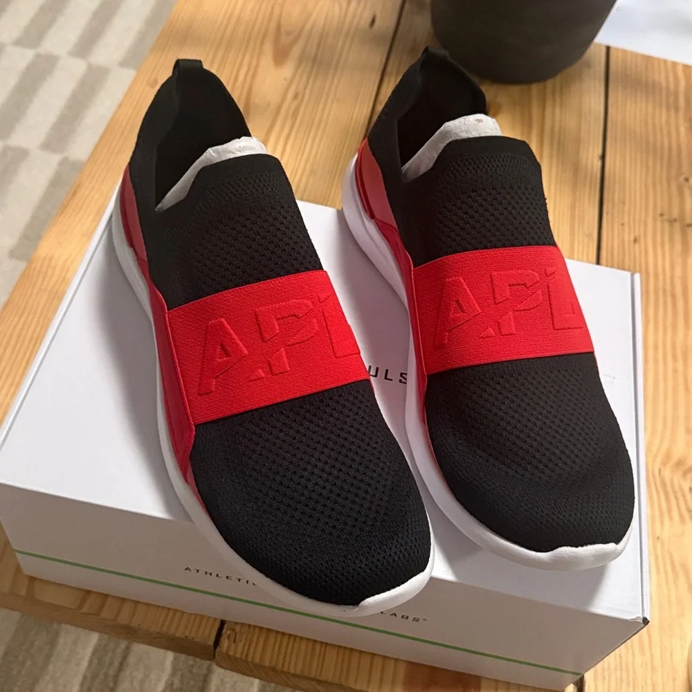 NEW APL: Athletic Propulsion Labs Women's Techloom Bliss, Black/Red/White SZ 14 - Picture 4 of 7